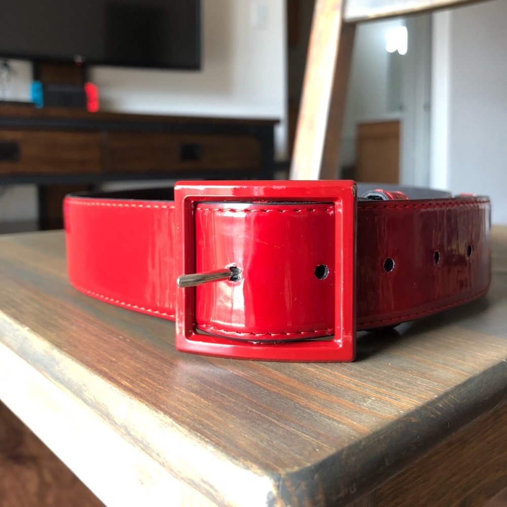 Stella McCartney: Red pleather belt